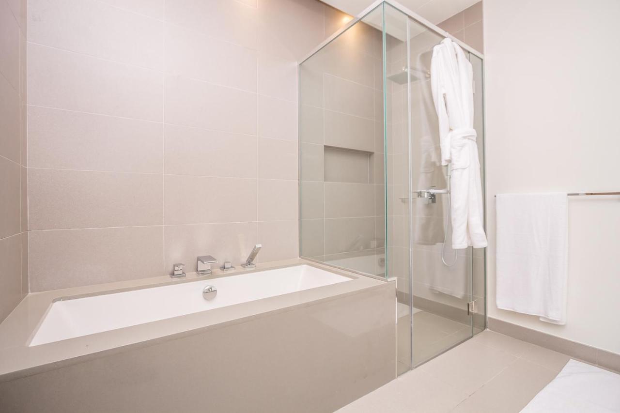 Dhh - Opposite To City Walk Mall - 3 Beds With Maids Room ดูไบ ห้อง รูปภาพ